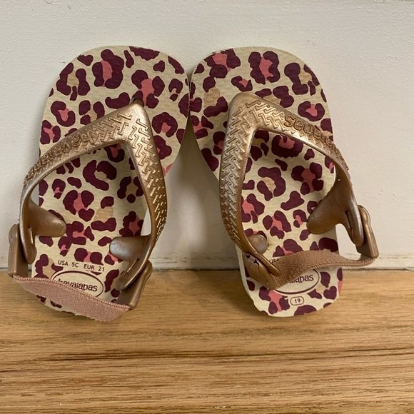 Havainas Baby Chic Leopard Sandals - Picture 6 of 8
